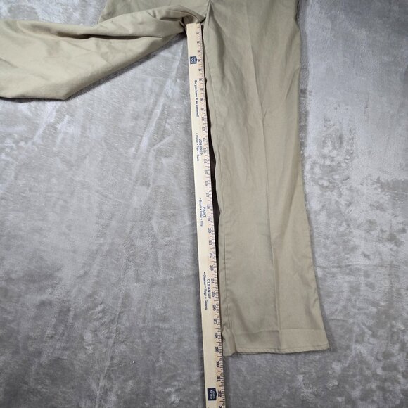 Dickies Women's Size 33x30 Khaki Beige Casual Pants. - Picture 2 of 8
